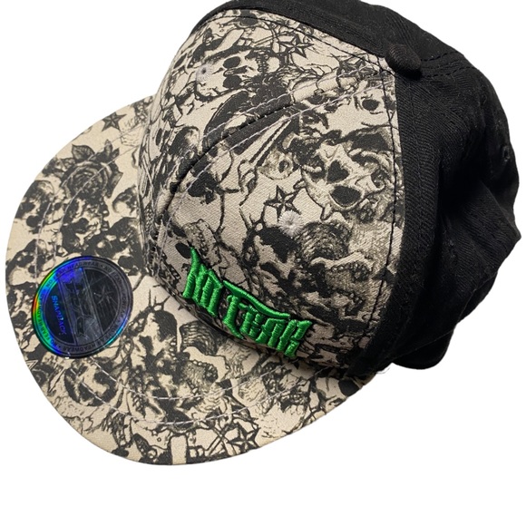 NO FEAR Hat Cap - Junior Adjustable Snapback Black Grey Skull Hologram Sticker - Picture 2 of 8